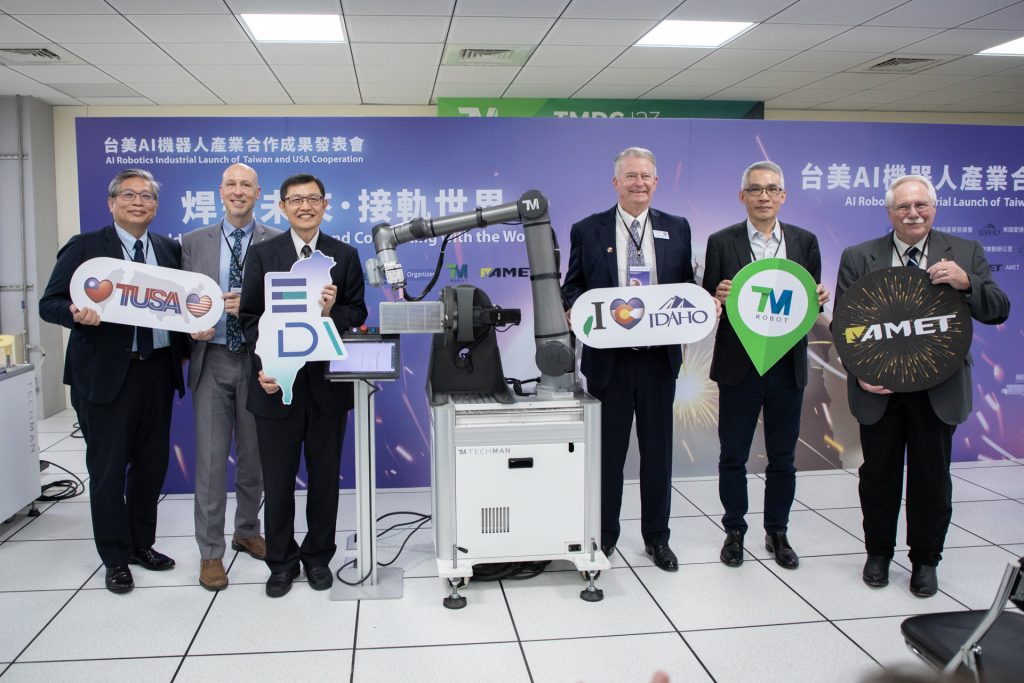 Taiwan-U.S. AI Robotics Industry Collaboration Showcase TM Robot and U.S.-based AMET Join Forces to Capture the Global AI Welding Automation Market